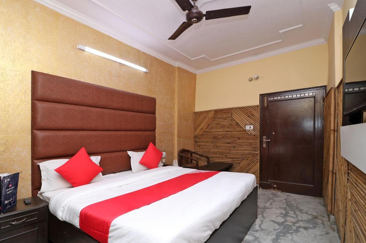 Oyo 29304 Hotel Pooja Yamunānagar Exterior photo